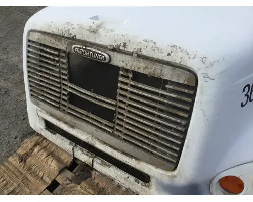 FREIGHTLINER FL 112 HOOD