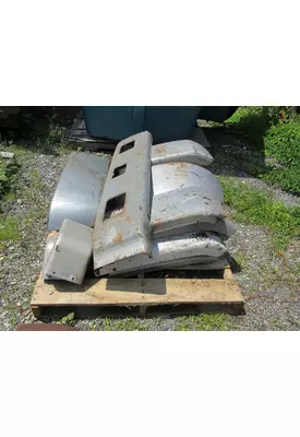 FREIGHTLINER FL 60/70 Bumper Assembly, Front
