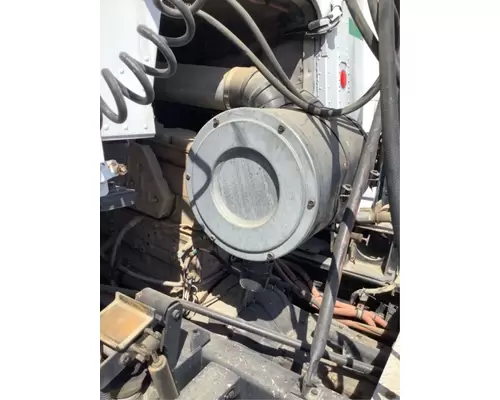 FREIGHTLINER FL Cabover Air Cleaner