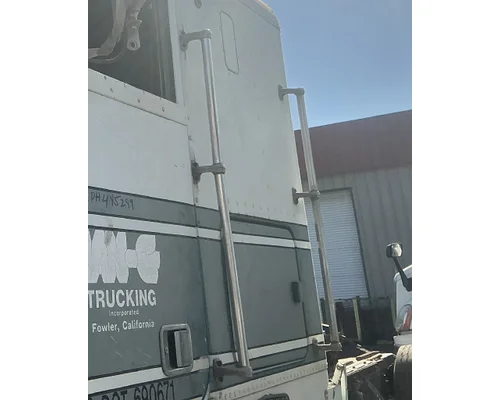 FREIGHTLINER FL Cabover Body Parts, Misc.