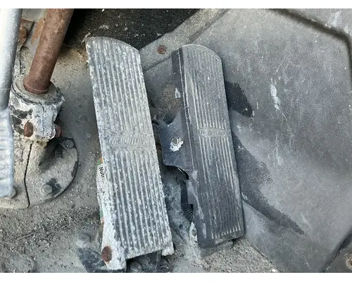 FREIGHTLINER FL Cabover BrakeClutch Pedal Box