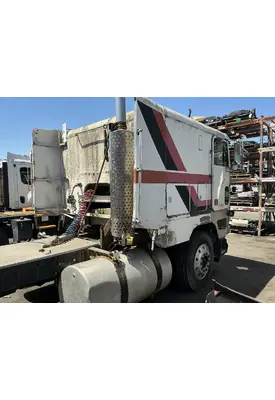 FREIGHTLINER FL Cabover Cab/Sleeper Fairing