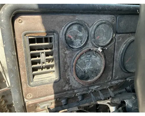 FREIGHTLINER FL Cabover Instrument Cluster