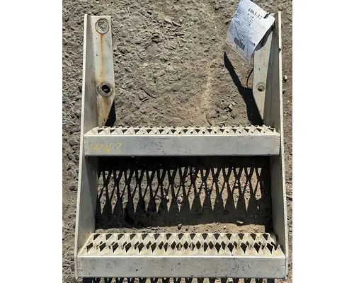 FREIGHTLINER FL Cabover Strut