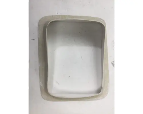 FREIGHTLINER FL SERIES HEADLAMP BEZEL