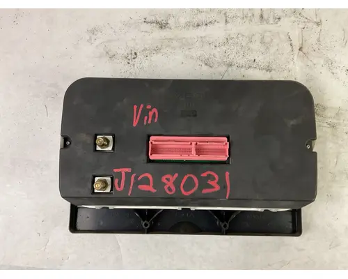 FREIGHTLINER FL SERIES INSTRUMENT CLUSTER
