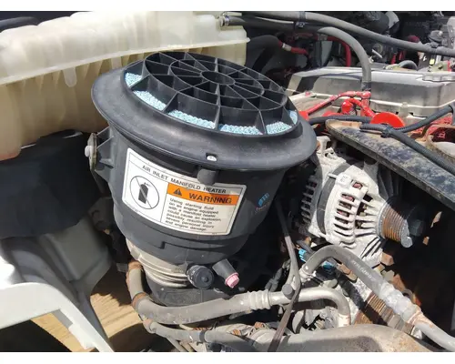 FREIGHTLINER FL106 AIR CLEANER