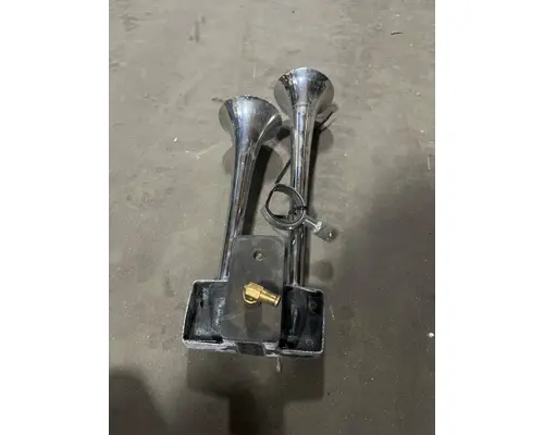 FREIGHTLINER FL106 Engine Mounts