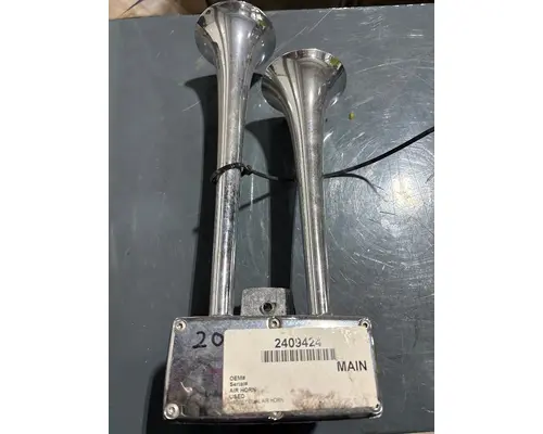 FREIGHTLINER FL106 Engine Mounts
