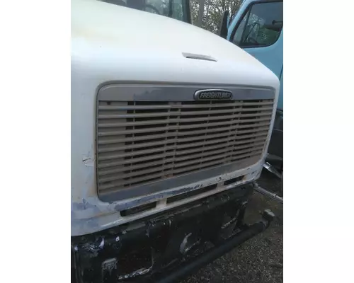 FREIGHTLINER FL106 GRILLE