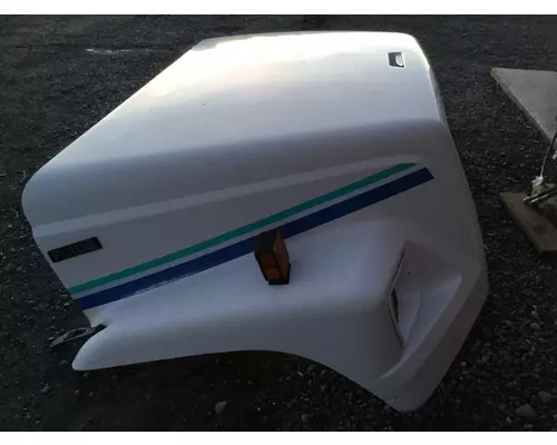 FREIGHTLINER FL106 Hood