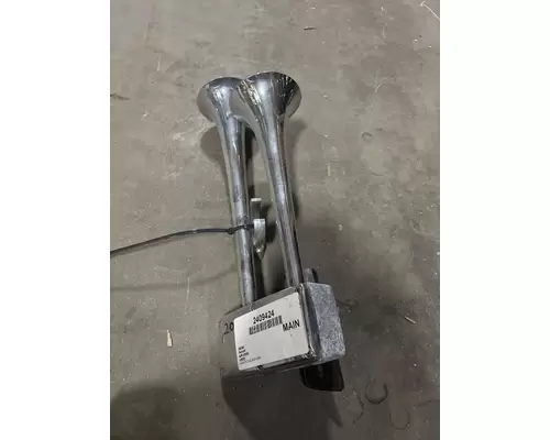FREIGHTLINER FL106 Horn
