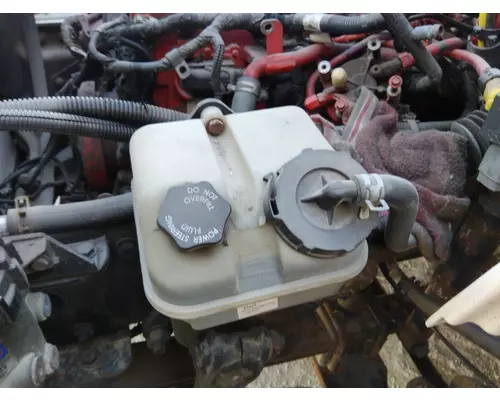 FREIGHTLINER FL106 POWER STEERING RESERVOIR