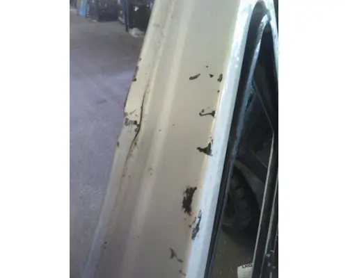 FREIGHTLINER FL112 1994-2004 DOOR ASSEMBLY, FRONT