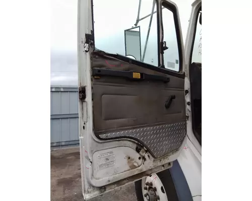 FREIGHTLINER FL112 1994-2004 DOOR ASSEMBLY, FRONT