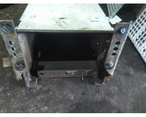 FREIGHTLINER FL112 BATTERY BOX