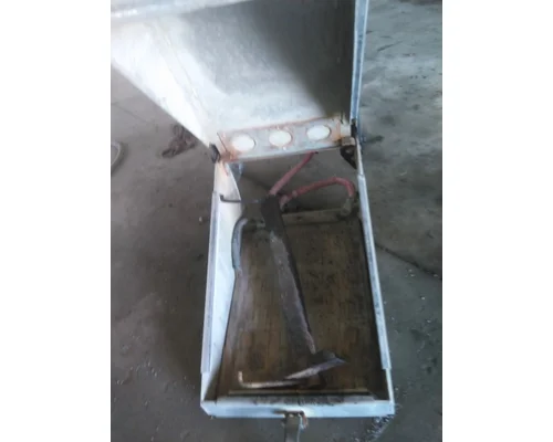 FREIGHTLINER FL112 BATTERY BOX