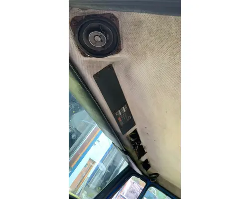 FREIGHTLINER FL112 Cab Mount