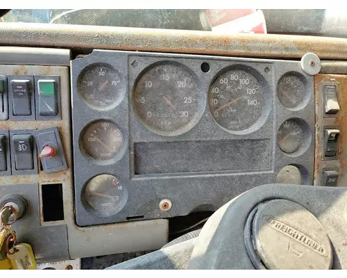 FREIGHTLINER FL112 Complete Vehicle
