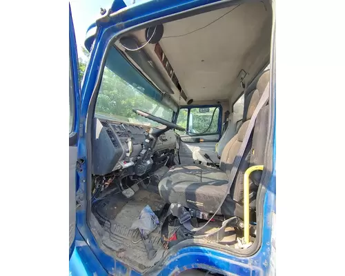 FREIGHTLINER FL112 Complete Vehicle