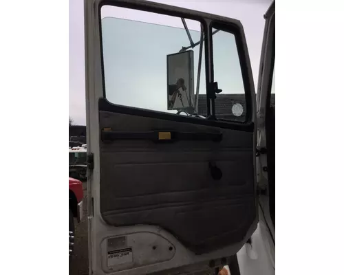 FREIGHTLINER FL112 DOOR ASSEMBLY, FRONT