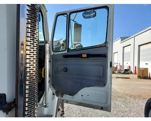 FREIGHTLINER FL112 DOOR ASSEMBLY, FRONT