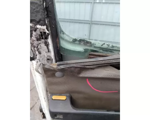 FREIGHTLINER FL112 DOOR ASSEMBLY, FRONT