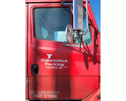 FREIGHTLINER FL112 Door Assembly, Front