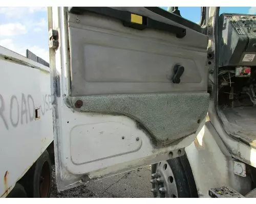 FREIGHTLINER FL112 Door Assembly, Front