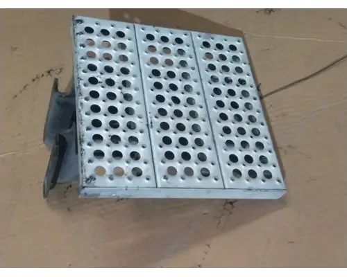 FREIGHTLINER FL112 FRAME STEP