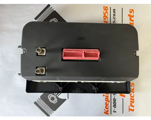 FREIGHTLINER FL112 Instrument Cluster