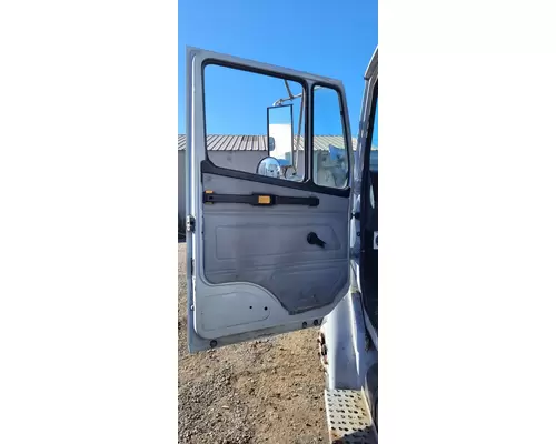 FREIGHTLINER FL50 DOOR ASSEMBLY, FRONT