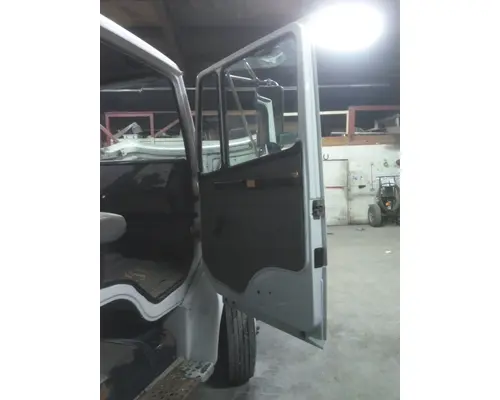 FREIGHTLINER FL60 1992-2005 DOOR ASSEMBLY, FRONT