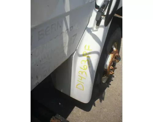 FREIGHTLINER FL60/70/80 Fender Extension