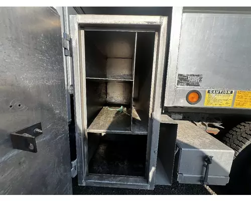 FREIGHTLINER FL60 Box  Bed
