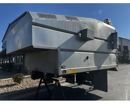 FREIGHTLINER FL60 Box  Bed