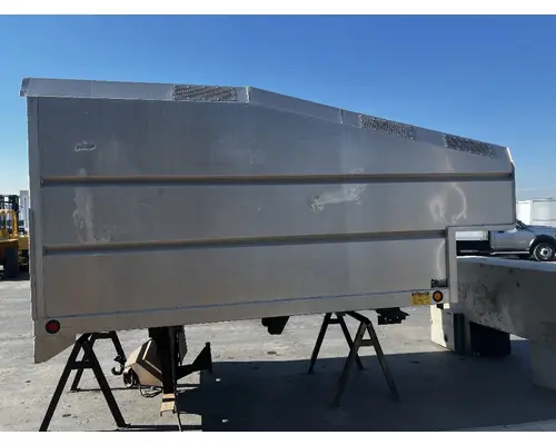 FREIGHTLINER FL60 Box  Bed