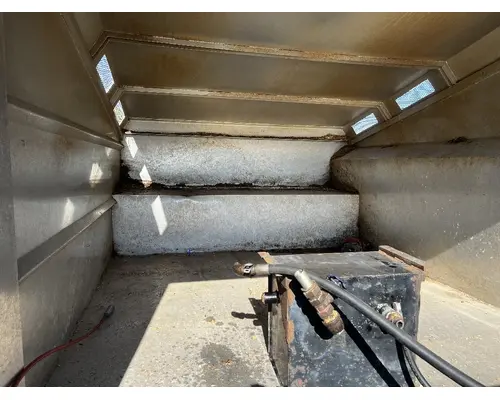 FREIGHTLINER FL60 Box  Bed