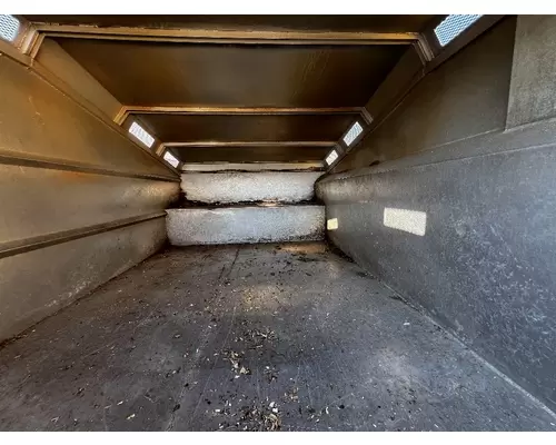 FREIGHTLINER FL60 Box  Bed