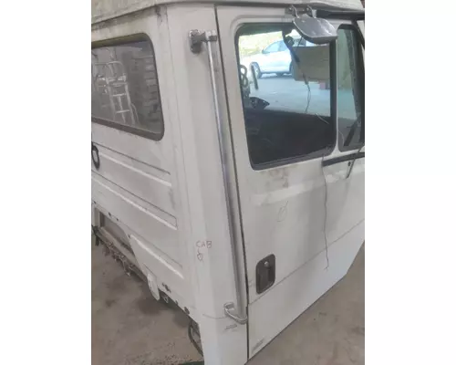 FREIGHTLINER FL60 CAB HANDLE