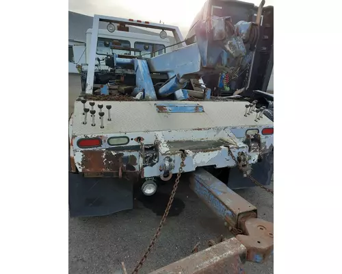 FREIGHTLINER FL60 DISMANTLED TRUCK