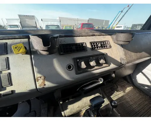 FREIGHTLINER FL60 Dash Assembly