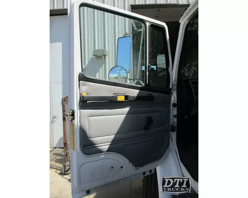 FREIGHTLINER FL60 Door Assembly, Front