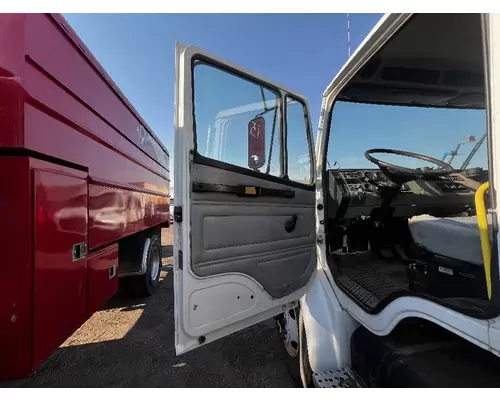 FREIGHTLINER FL60 Door Assembly, Front