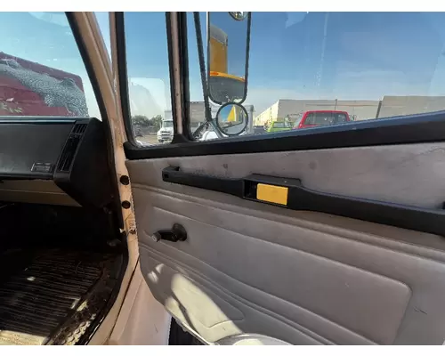FREIGHTLINER FL60 Door Assembly, Front