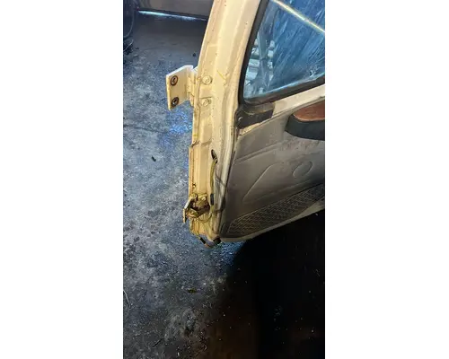 FREIGHTLINER FL60 Door Assembly, Front