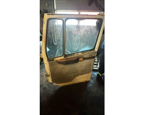 FREIGHTLINER FL60 Door Assembly, Front