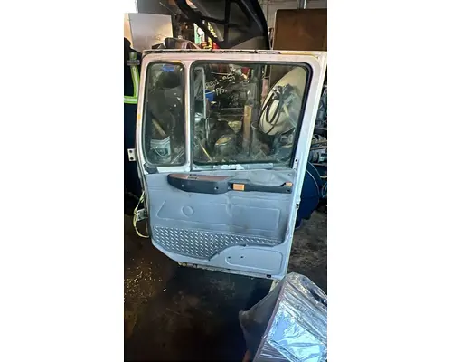 FREIGHTLINER FL60 Door Assembly, Front