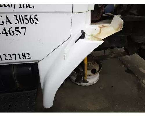 FREIGHTLINER FL60 Fender Extension