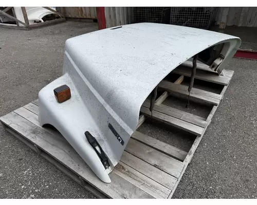 FREIGHTLINER FL60 Hood
